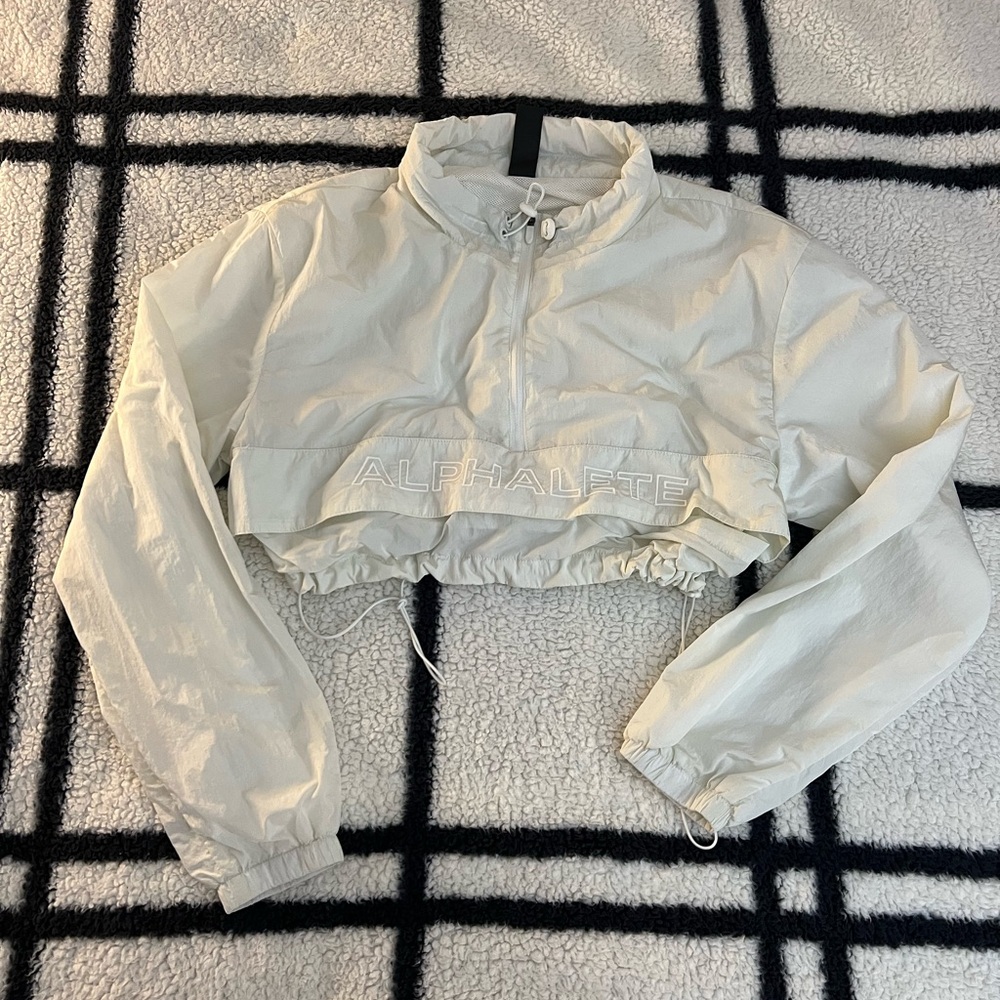 Alphalete Cropped White Windbreaker